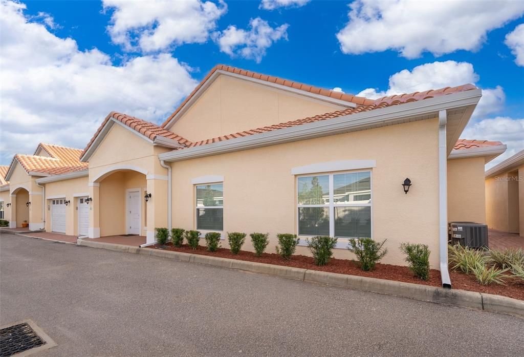 Recently Sold: $299,000 (2 beds, 2 baths, 1134 Square Feet)