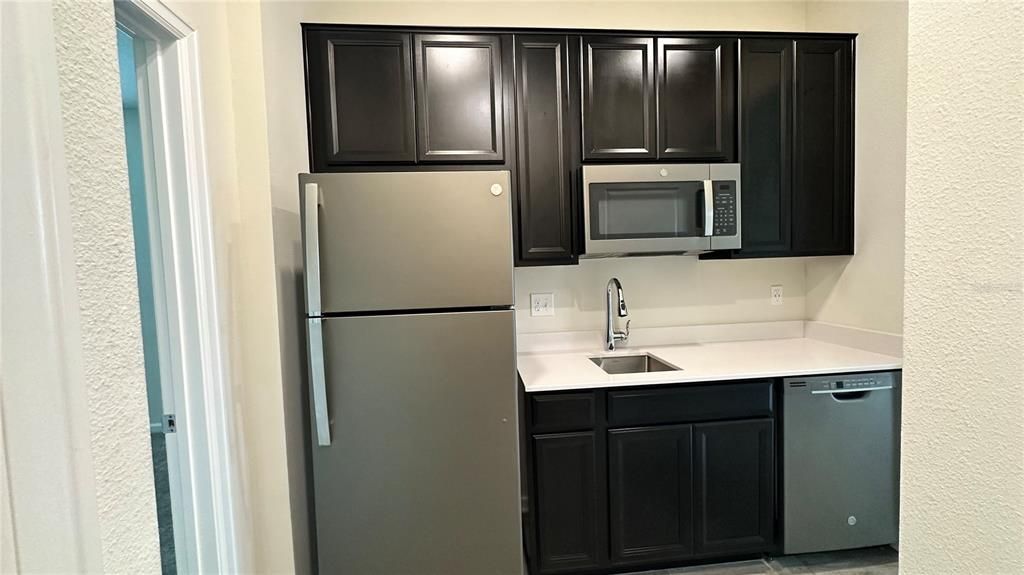 Recently Rented: $1,250 (1 beds, 1 baths, 500 Square Feet)