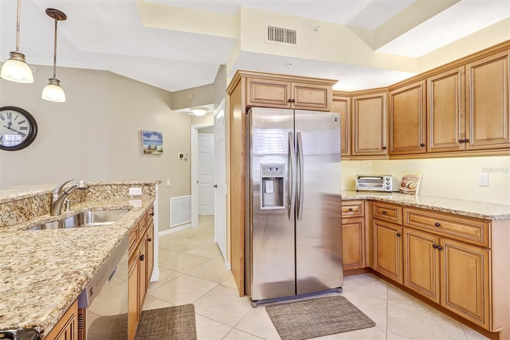 Recently Sold: $774,900 (2 beds, 2 baths, 1389 Square Feet)