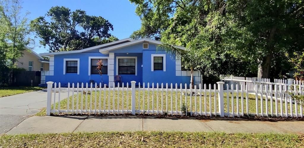 Recently Sold: $265,000 (4 beds, 1 baths, 1527 Square Feet)