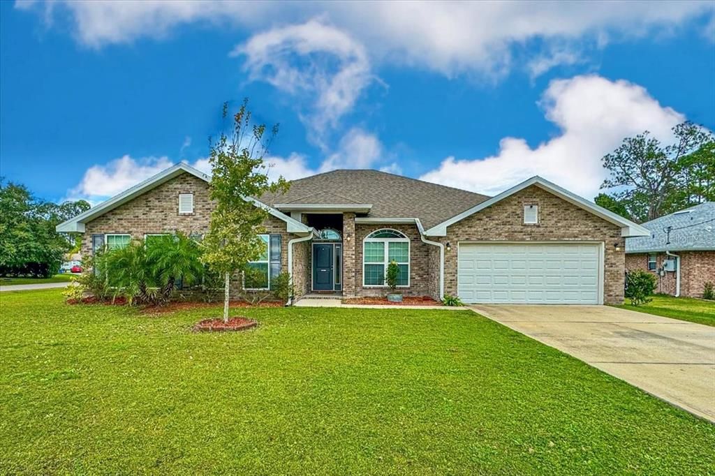 Recently Sold: $424,900 (4 beds, 3 baths, 2985 Square Feet)