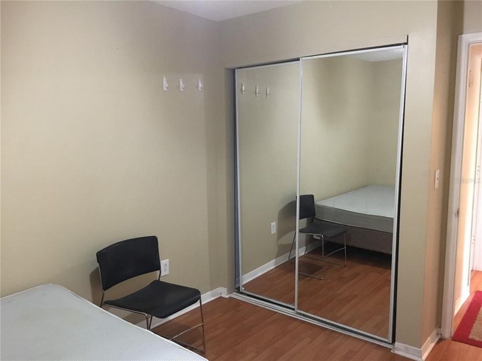 В аренду: $450 (1 спален, 1 ванн, 1177 Квадратных фут)