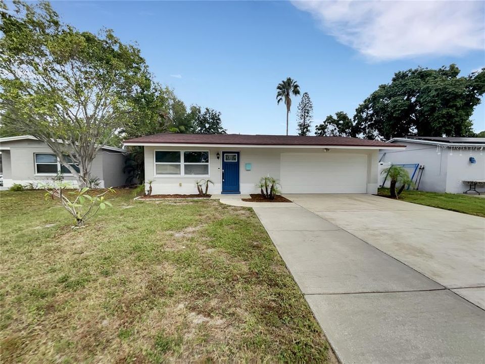 Recently Sold: $387,000 (3 beds, 1 baths, 1087 Square Feet)