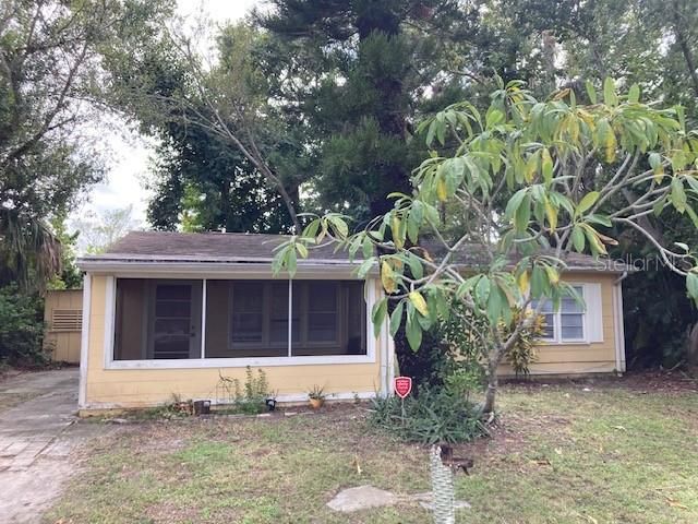 Recently Rented: $1,595 (3 beds, 1 baths, 912 Square Feet)