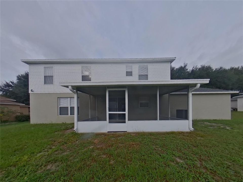 For Rent: $2,419 (3 beds, 2 baths, 2512 Square Feet)