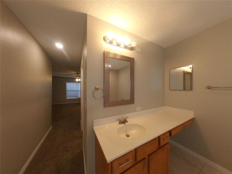 For Rent: $2,419 (3 beds, 2 baths, 2512 Square Feet)