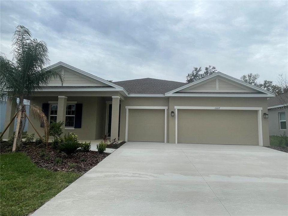 Recently Sold: $479,365 (4 beds, 3 baths, 2550 Square Feet)