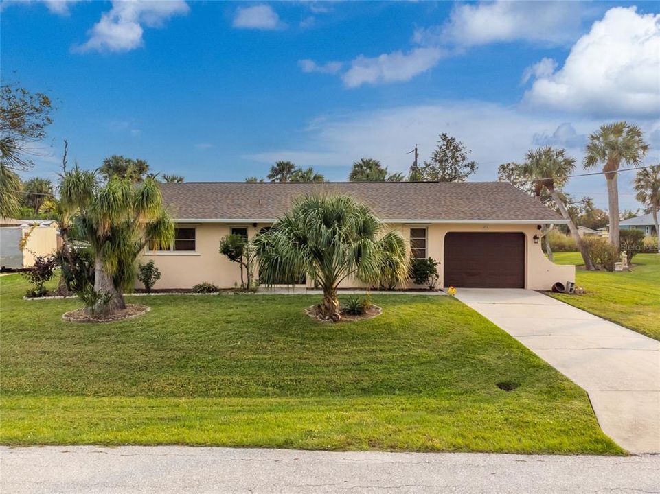 最近售出: $250,000 (2 贝兹, 2 浴室, 1120 平方英尺)