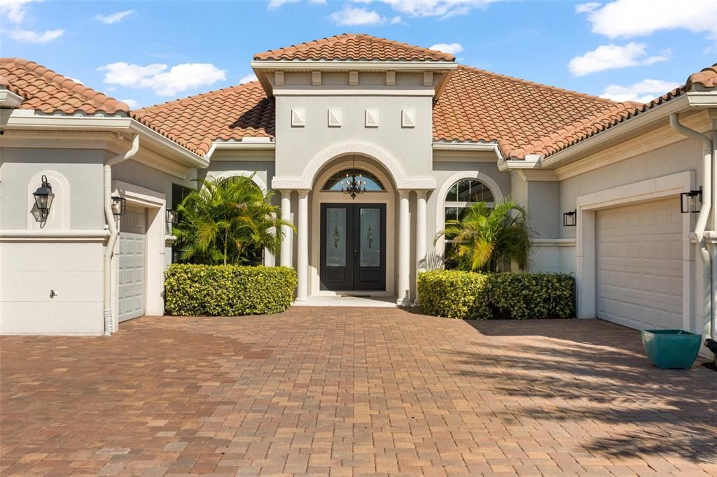 Recently Sold: $1,485,000 (4 beds, 3 baths, 3326 Square Feet)