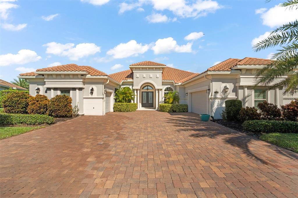 Recently Sold: $1,485,000 (4 beds, 3 baths, 3326 Square Feet)