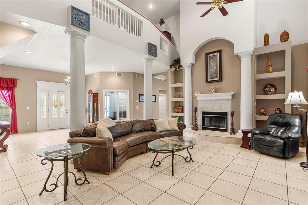 Recently Sold: $900,000 (2 beds, 2 baths, 3619 Square Feet)