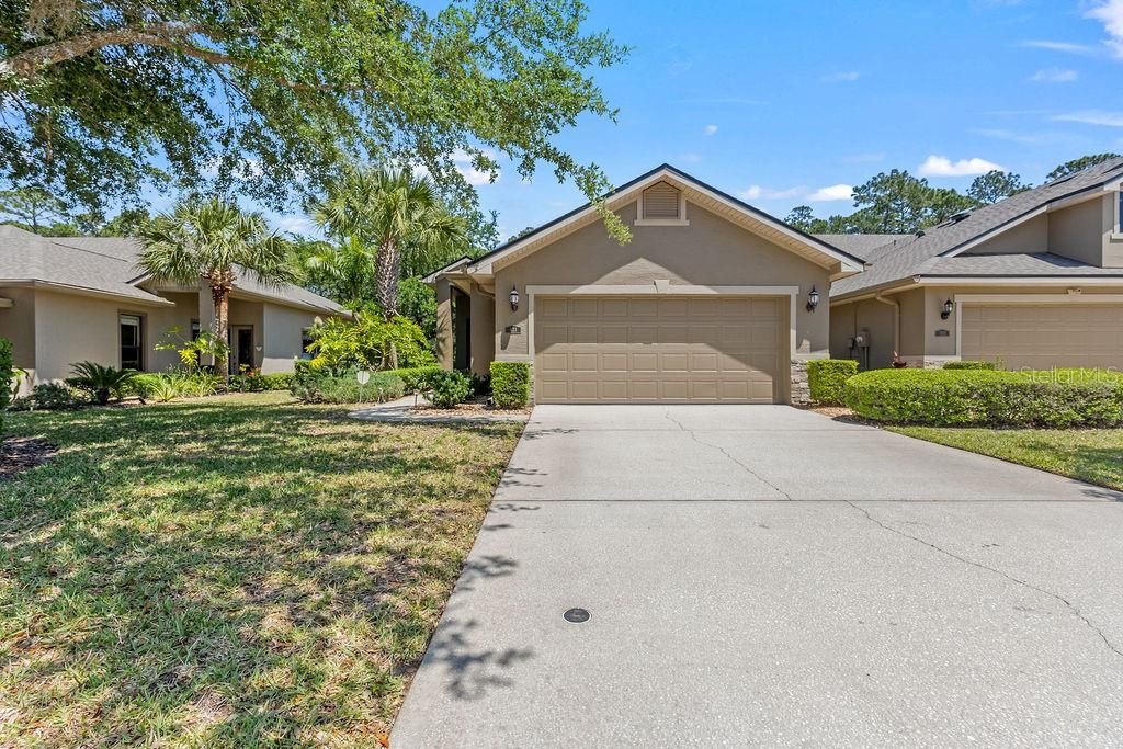 Active With Contract: $324,900 (3 beds, 2 baths, 1551 Square Feet)