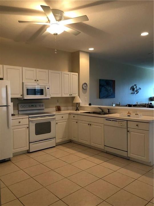 For Rent: $3,500 (3 beds, 2 baths, 1556 Square Feet)