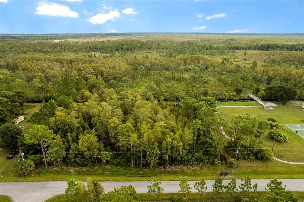 最近售出: $35,000 (0.93 acres)