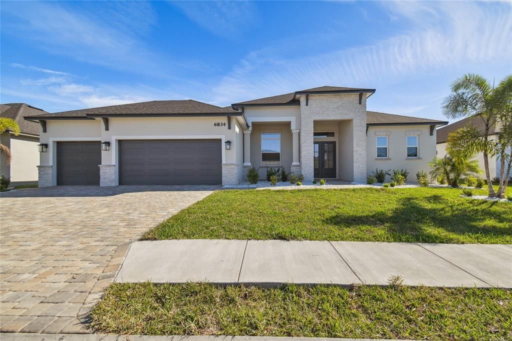 Recently Sold: $769,000 (4 beds, 3 baths, 2621 Square Feet)