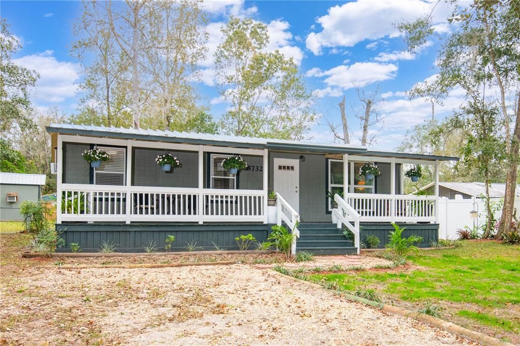 Recently Sold: $179,900 (3 beds, 1 baths, 945 Square Feet)