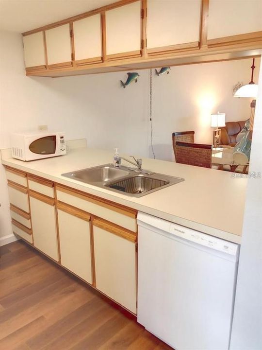 В аренду: $3,000 (2 спален, 2 ванн, 892 Квадратных фут)