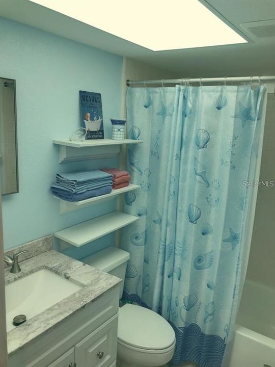 В аренду: $3,000 (2 спален, 2 ванн, 892 Квадратных фут)