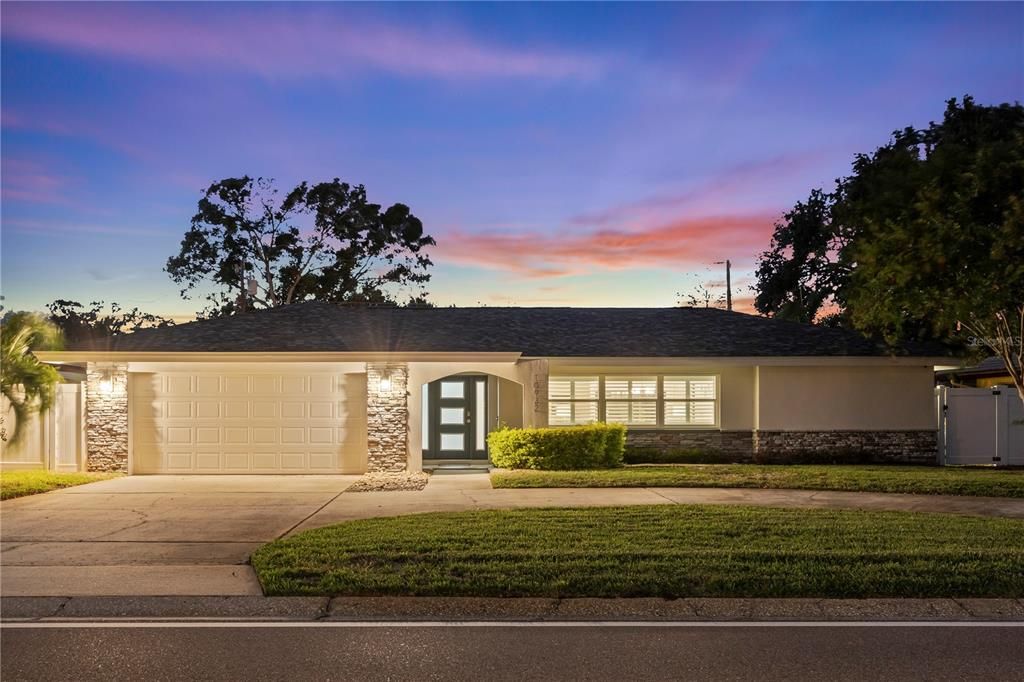 Recently Sold: $724,900 (4 beds, 2 baths, 1960 Square Feet)