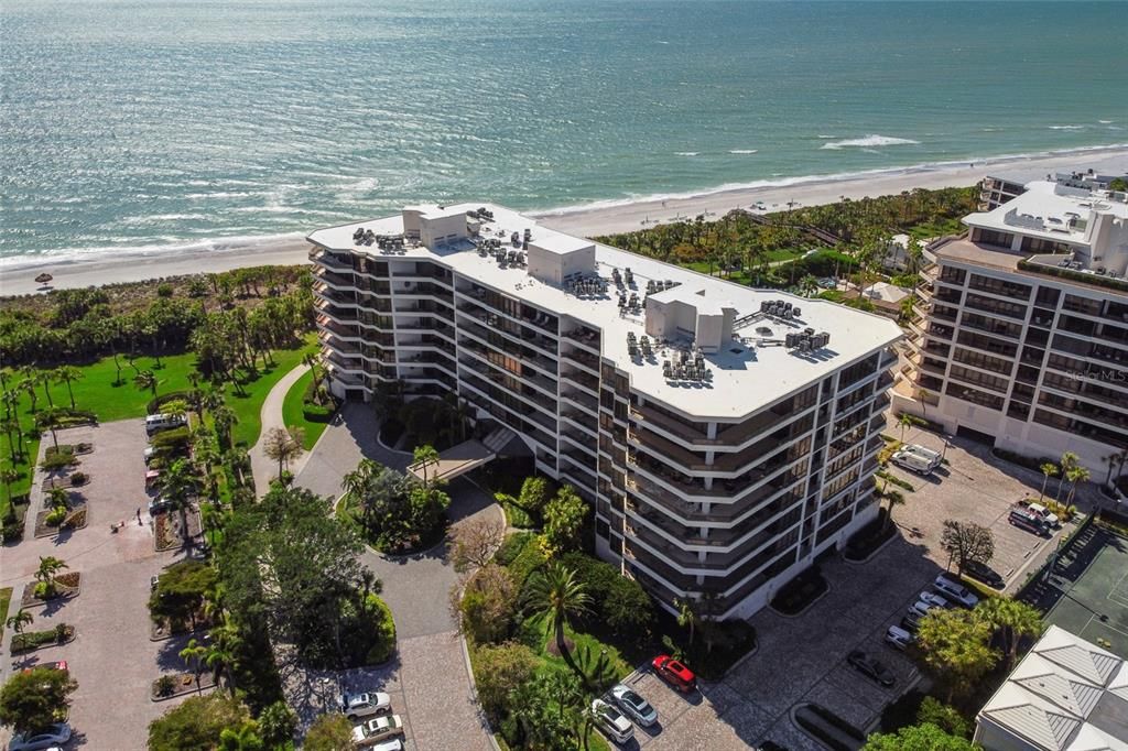 Recently Sold: $4,750,000 (3 beds, 3 baths, 3115 Square Feet)