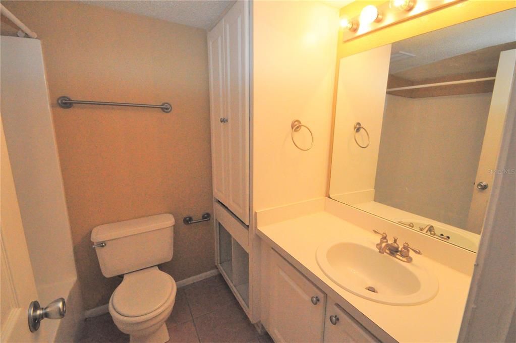 For Sale: $114,000 (1 beds, 1 baths, 496 Square Feet)