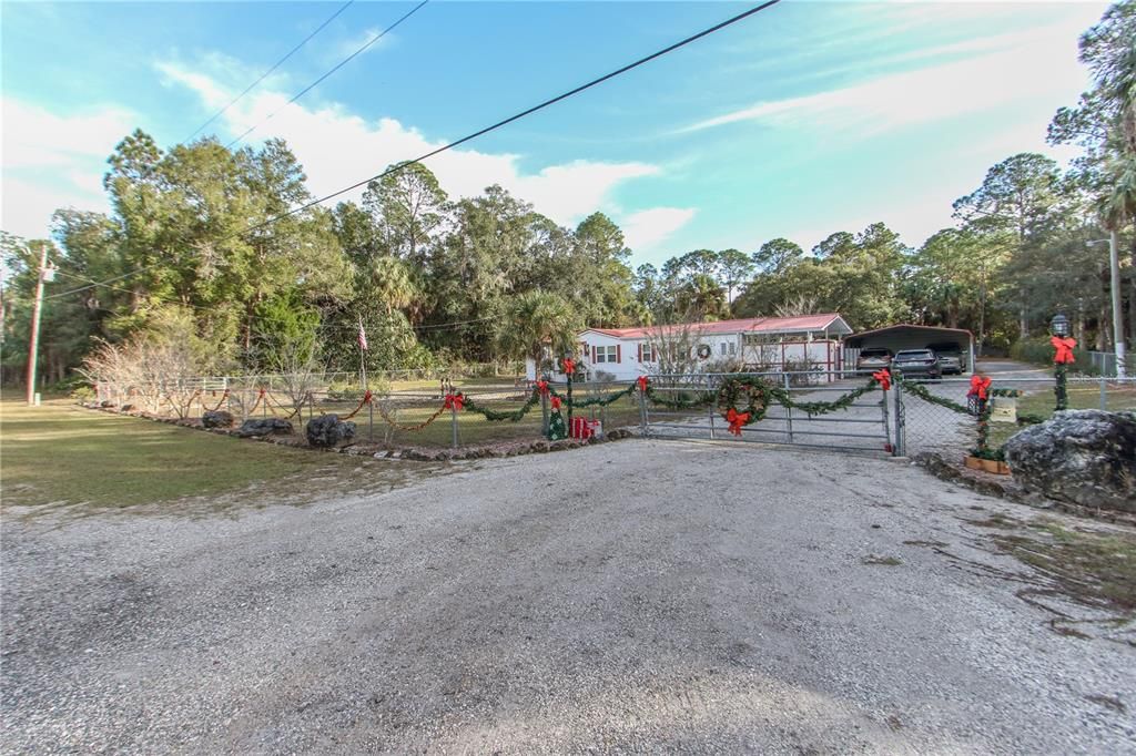 Recently Sold: $222,000 (3 beds, 2 baths, 1620 Square Feet)