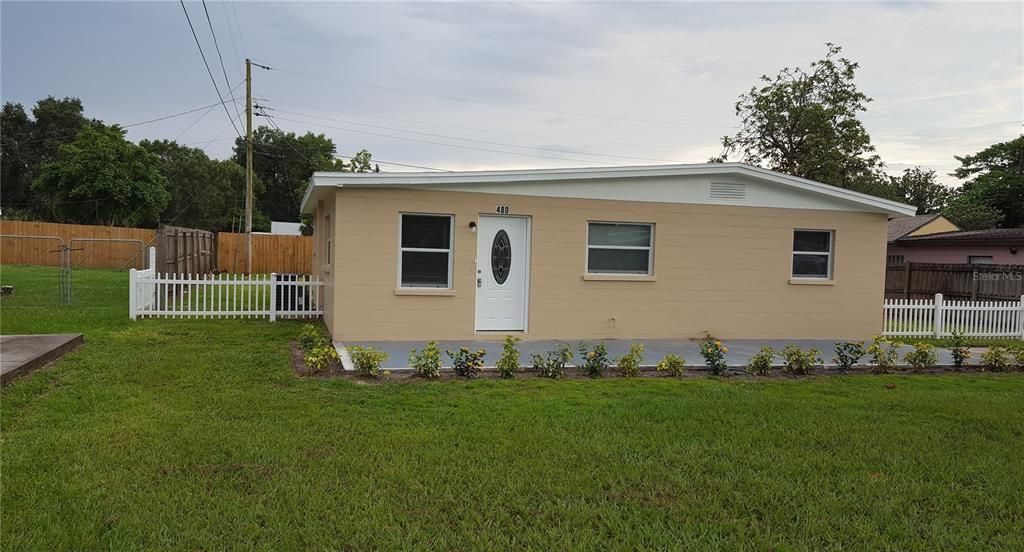 最近租的: $1,500 (2 贝兹, 1 浴室, 900 平方英尺)