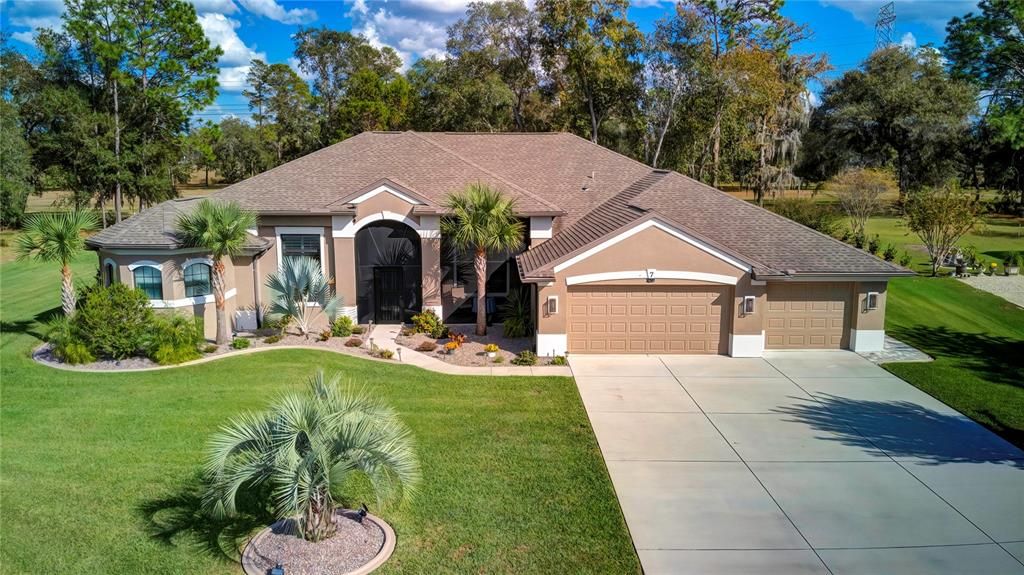 Recently Sold: $664,900 (4 beds, 3 baths, 2487 Square Feet)