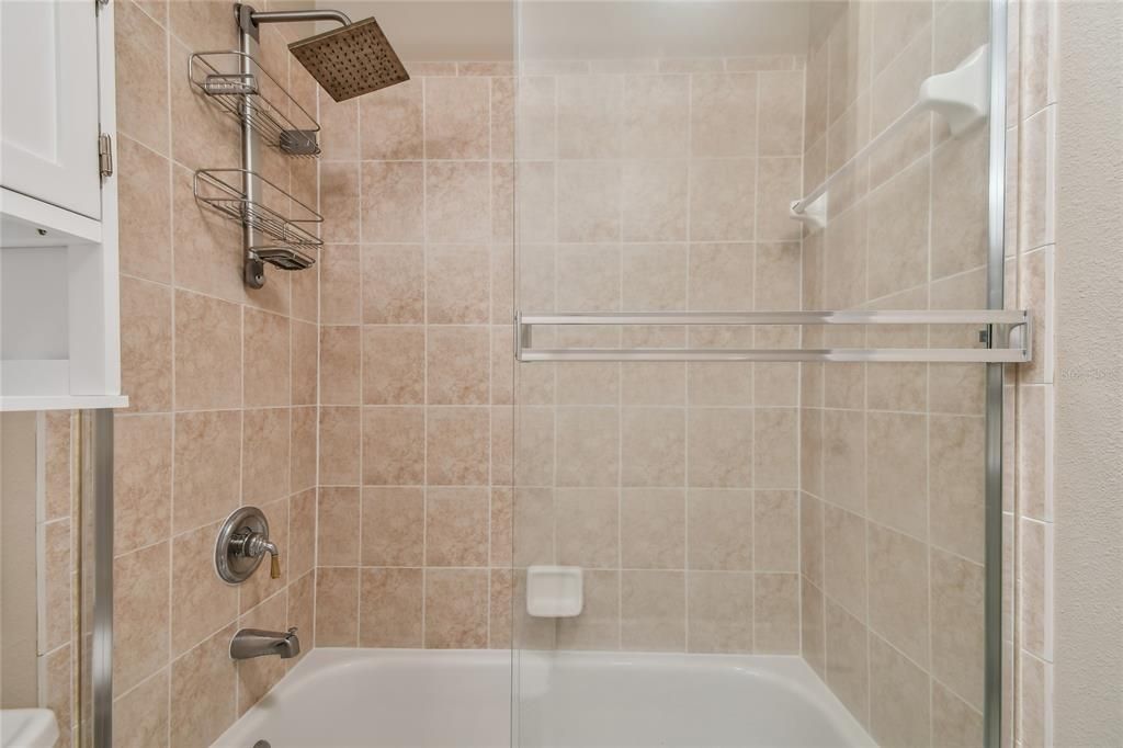 Недавно арендовано: $5,995 (4 спален, 4 ванн, 4050 Квадратных фут)