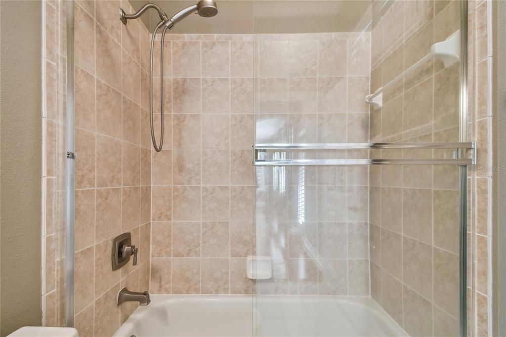 Недавно арендовано: $5,995 (4 спален, 4 ванн, 4050 Квадратных фут)