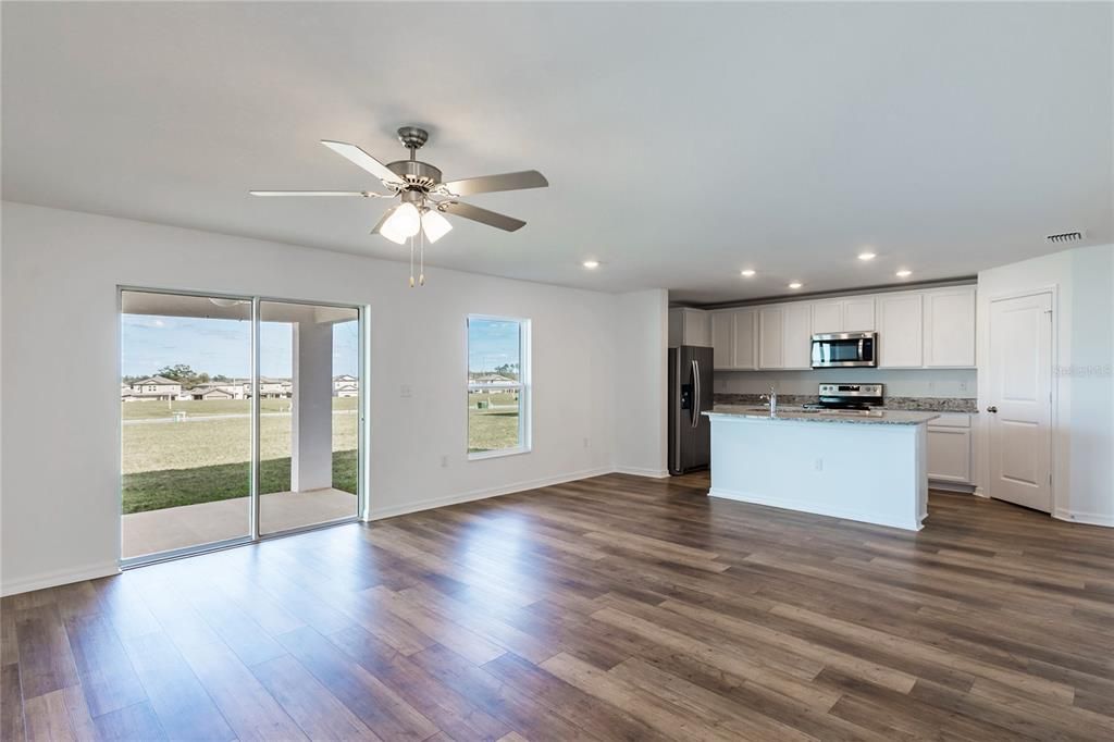 Active With Contract: $354,900 (4 beds, 2 baths, 1823 Square Feet)