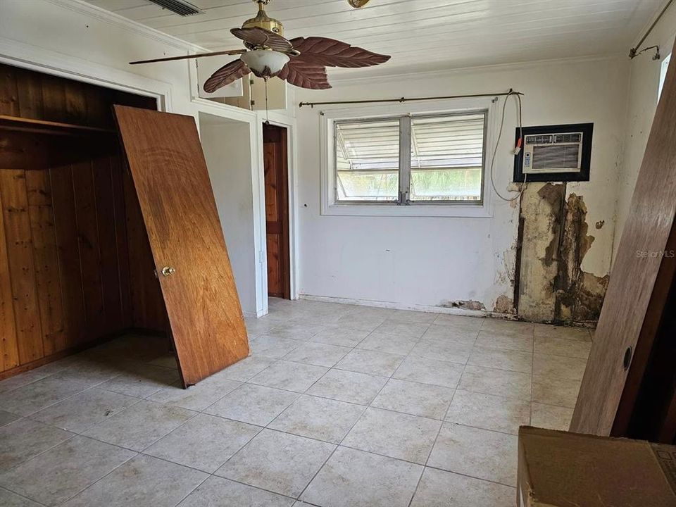 For Sale: $206,000 (3 beds, 2 baths, 2251 Square Feet)