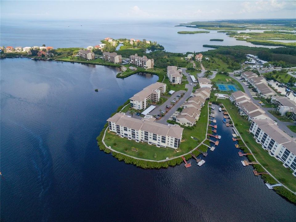 Recently Sold: $285,000 (2 beds, 2 baths, 1025 Square Feet)