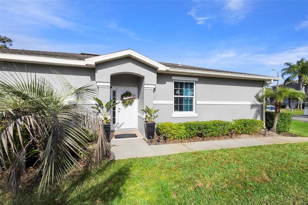 Recently Sold: $325,000 (3 beds, 2 baths, 1203 Square Feet)