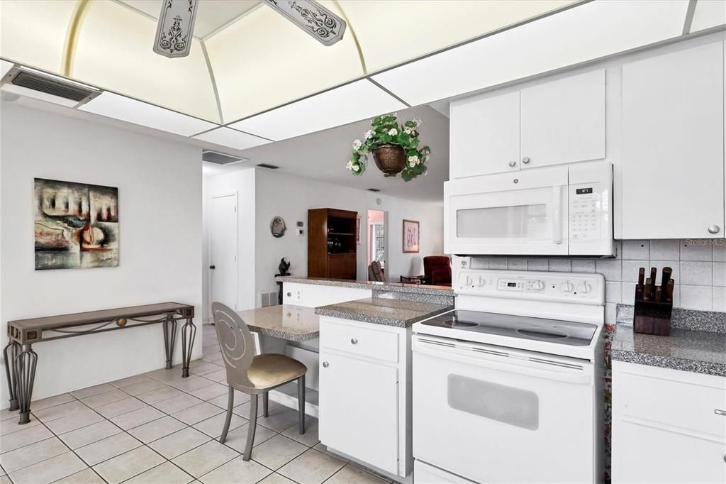 Open Kitchen Desk area