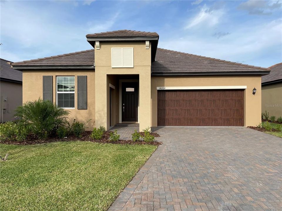 Active With Contract: $2,499 (4 beds, 2 baths, 2145 Square Feet)