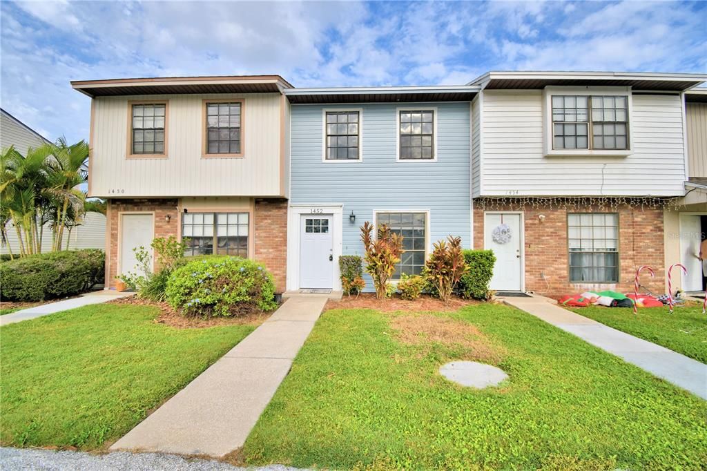 Recently Sold: $190,000 (2 beds, 1 baths, 960 Square Feet)