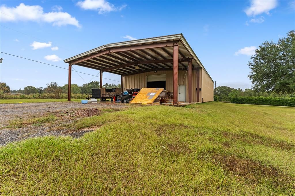 40x60 enclosed metal warehouse & a 40x30 covered carport