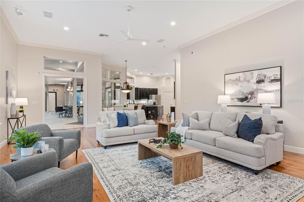 Recently Sold: $1,075,000 (5 beds, 4 baths, 5259 Square Feet)