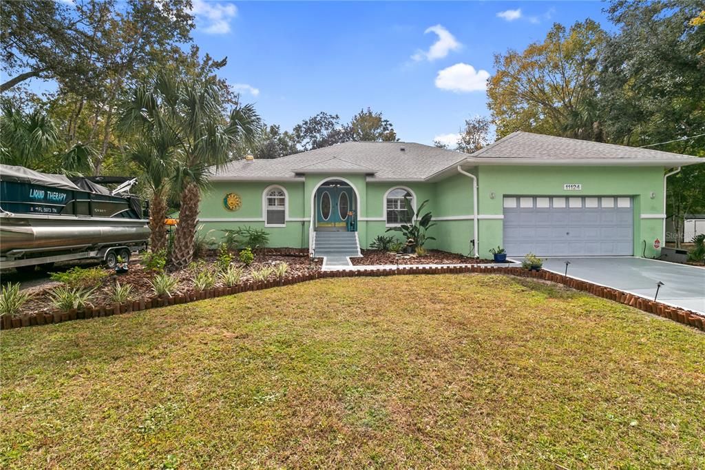 Recently Sold: $369,900 (3 beds, 2 baths, 1757 Square Feet)