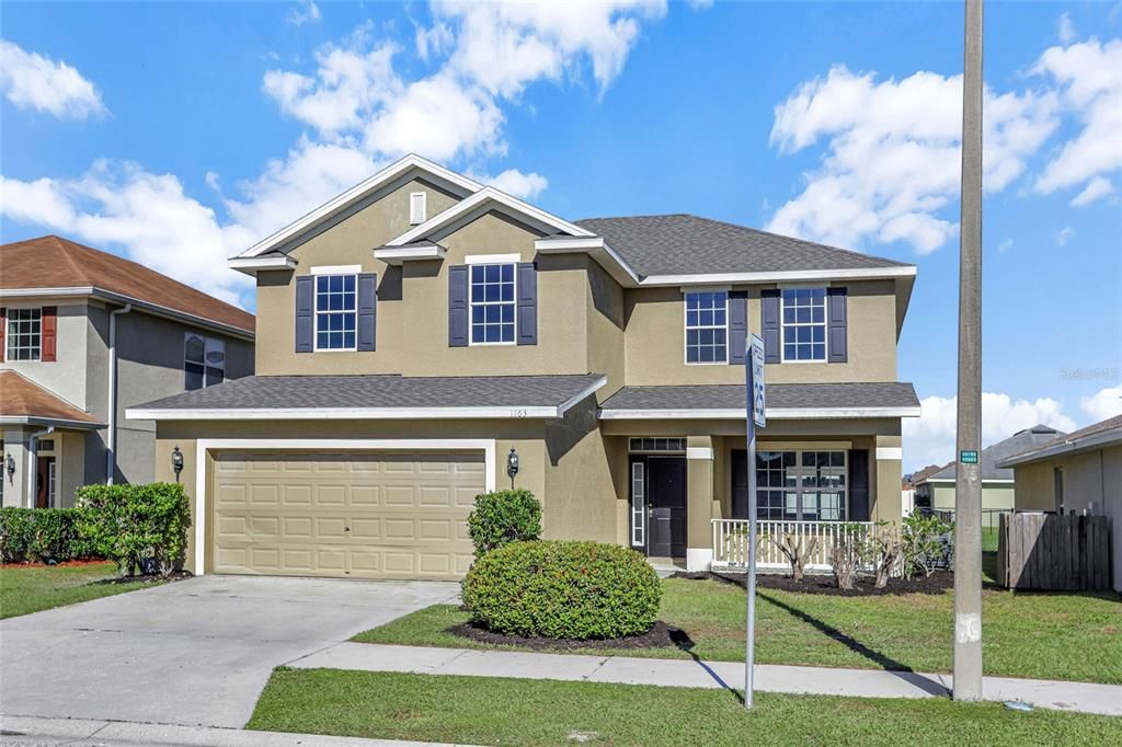 Recently Sold: $384,500 (6 beds, 3 baths, 2790 Square Feet)