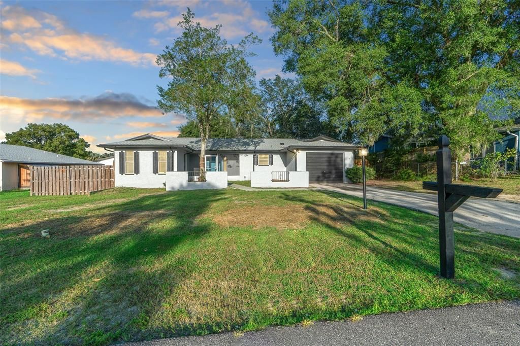 Recently Sold: $229,900 (3 beds, 2 baths, 1303 Square Feet)