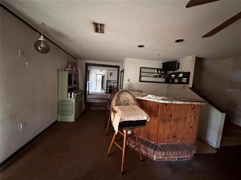 Recently Sold: $99,000 (3 beds, 2 baths, 2075 Square Feet)