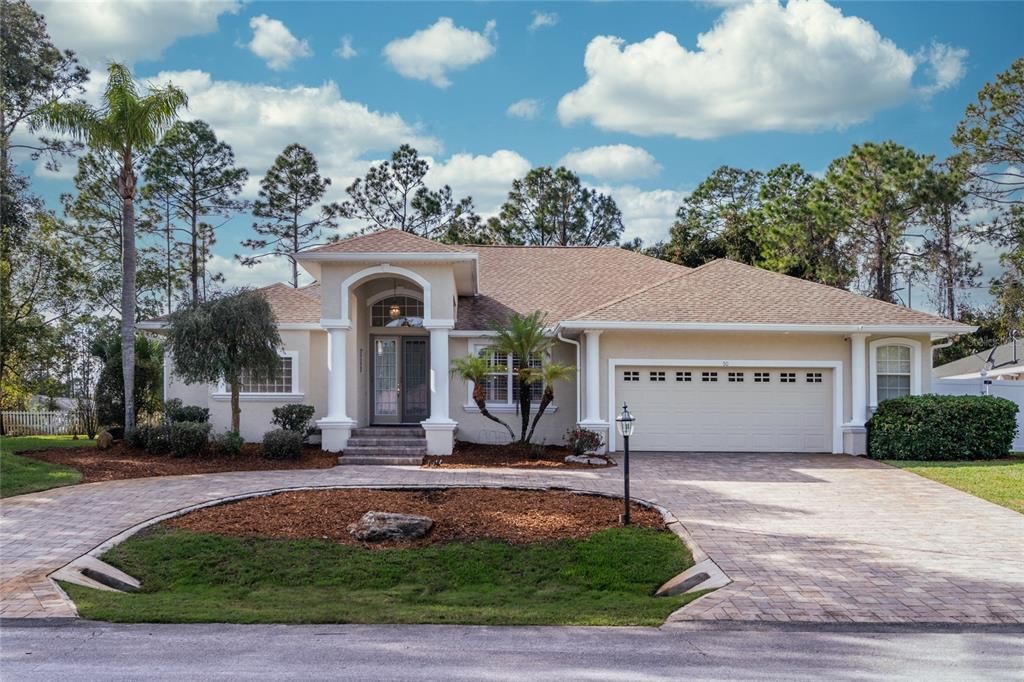 Recently Sold: $524,000 (4 beds, 2 baths, 2556 Square Feet)