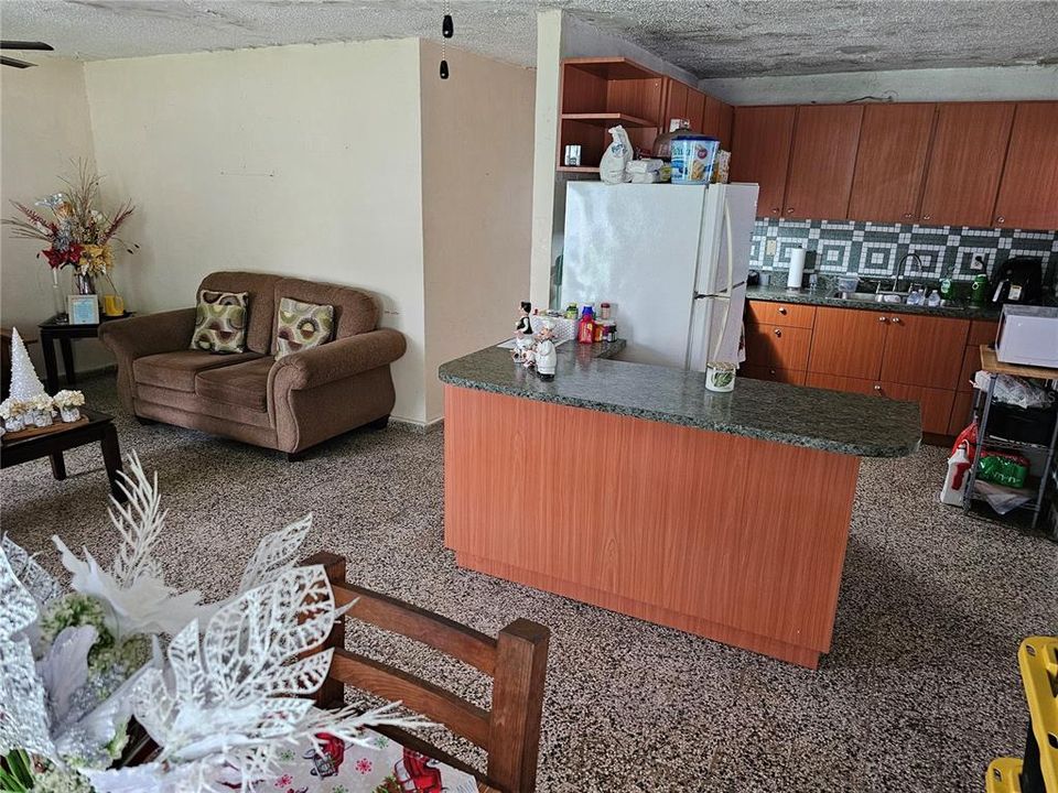 Activo con contrato: $145,000 (3 camas, 1 baños, 0 Pies cuadrados)