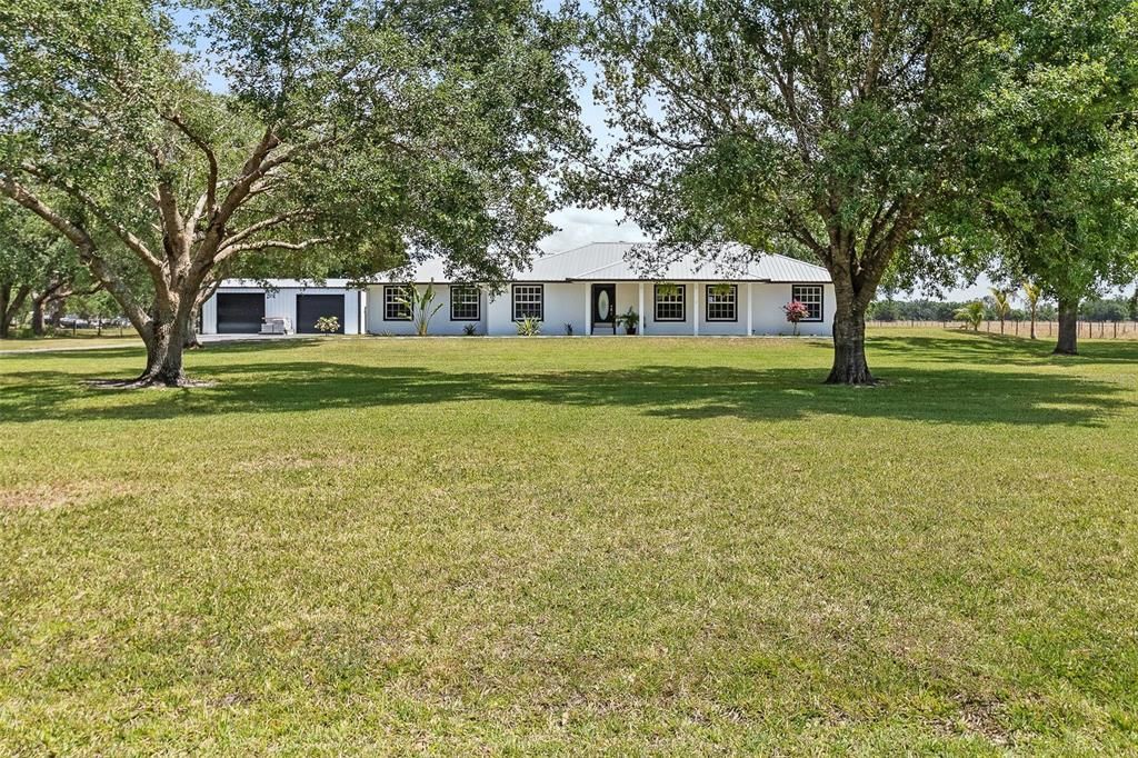 For Sale: $835,000 (3 beds, 2 baths, 2088 Square Feet)