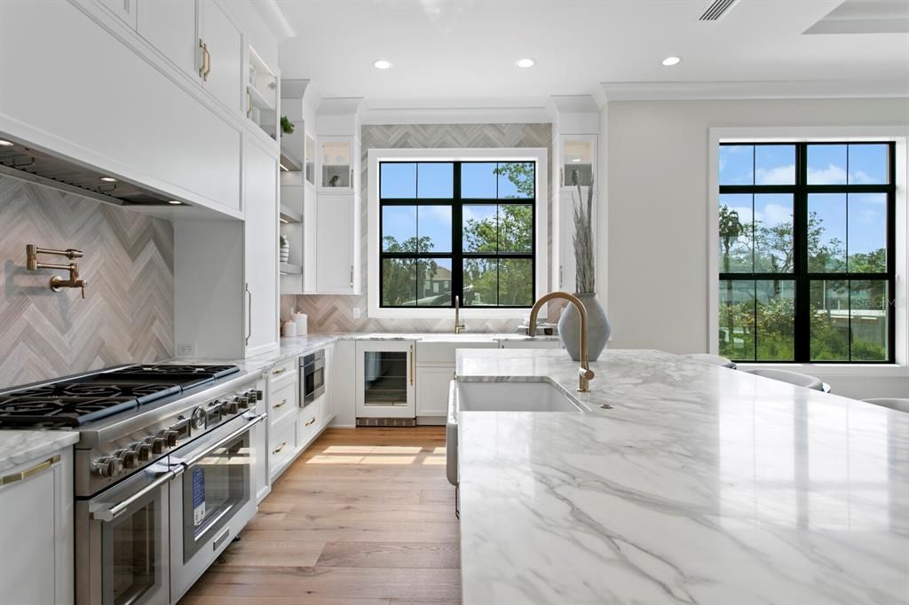 En Venta: $4,495,000 (5 camas, 6 baños, 5495 Pies cuadrados)