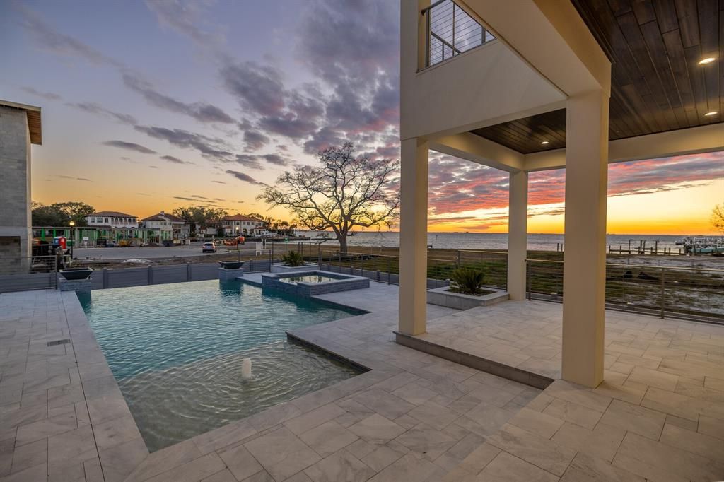 En Venta: $4,495,000 (5 camas, 6 baños, 5495 Pies cuadrados)