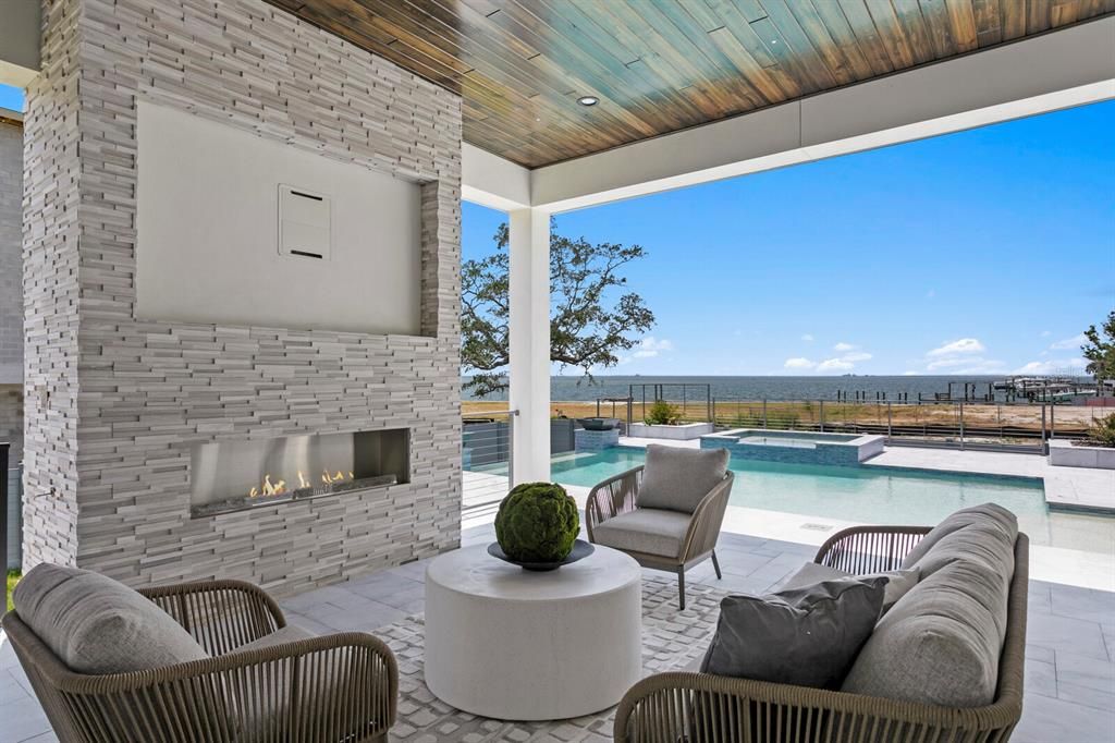 En Venta: $4,495,000 (5 camas, 6 baños, 5495 Pies cuadrados)