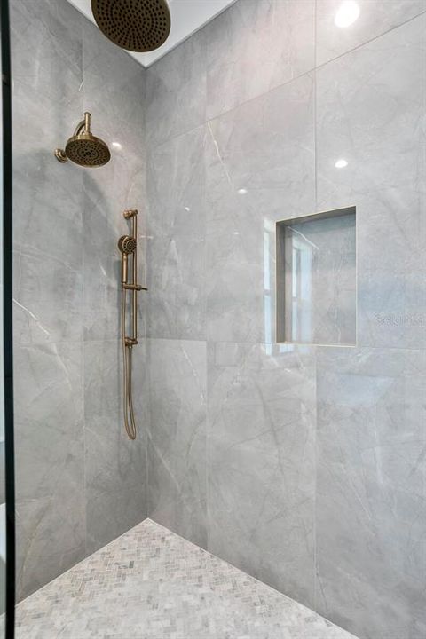 En Venta: $4,495,000 (5 camas, 6 baños, 5495 Pies cuadrados)